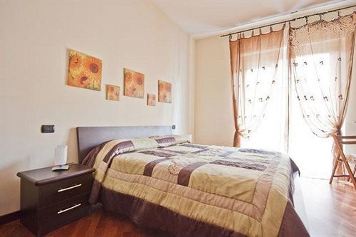 Bed & Breakfast Stasera A Casa Da M.e. Roma